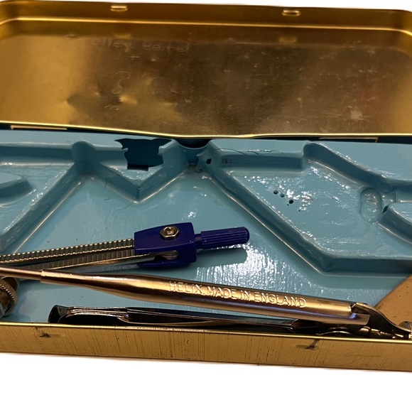 Helix Universal Mathematical Instrument tin box with some tools vintage - Picture 3 of 7